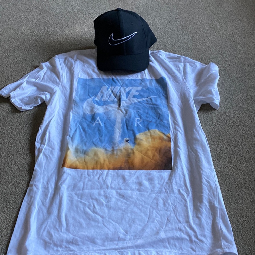 Nike Shirt and Hat Bundle